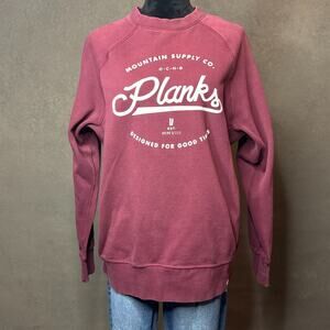 Planks Mountain Supply Co Sweatshirt Medium Burgundy Crewneck Logo Pullover